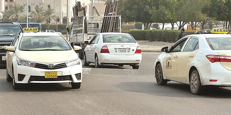 کویت: ٹیکسی میں صرف ایک مسافر بٹھانے کے فیصلے پر نظر ثانی کی جائی 1