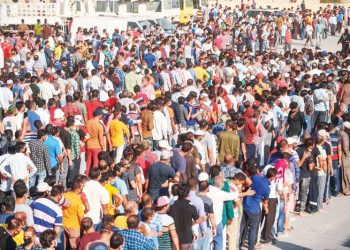 100,000 expats to exit Kuwait with no return