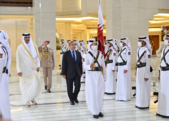 وزیراعظم محمد شہبازشریف کی  قطر کے امیر عزت مآب شیخ تمیم بن حمد الثانی سے ملاقات 5